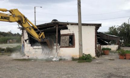 Sorpresa i Rom di Palermo 'sgomberati' sono finiti in una casa senza bagni agibili!