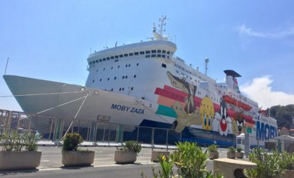 Un milione di euro al mese per Moby Zaza, la nuova nave per la quarantena dei migranti (in Sicilia). I retroscena