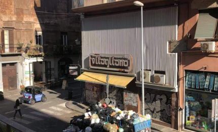 Angolo via Maqueda-via Napoli: abitanti esasperati da una discarica. E il Comune? Va piscalu!/ PALERMO-CITTA' 96