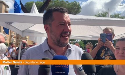 Salvini "Salute e lavoro senza rovinare agosto a italiani"