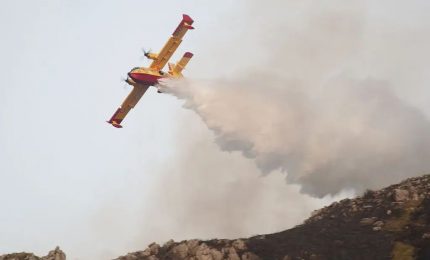 Paura per incendio a Scopello, evacuate 14 villette