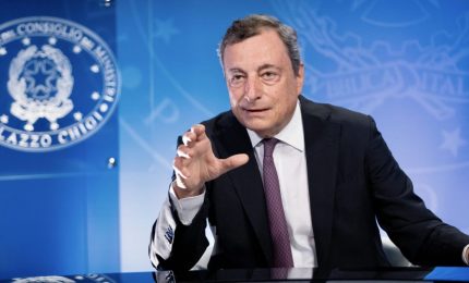 ... e Super Mario Draghi si accinge a 'rimangiarsi' - e anche in fretta - l'obbligo del vaccino anti-Covid!