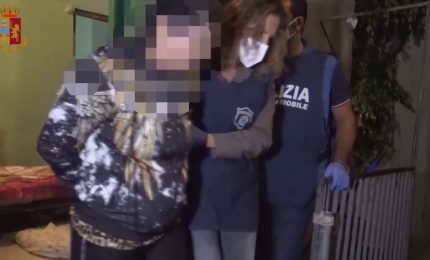 Facevano prostituire donne straniere, 9 arresti a Catania