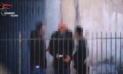 Scoperto supermercato della droga a Palermo, 57 arresti