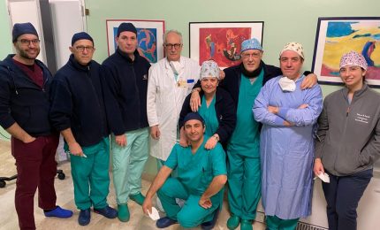 Sordità, primo intervento in Italia per l’impianto osteointegrato Osia