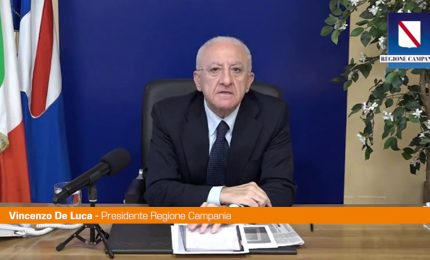 De Luca "In Campania non apriremo elementari e medie il 10 gennaio"