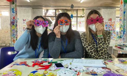 Covid, a Palermo vaccini in maschera al Padiglione dei bimbi alla Fiera