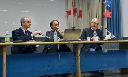 “Gesù predicava ai Bradipi”, la sveglia di Don Alliata in un libro