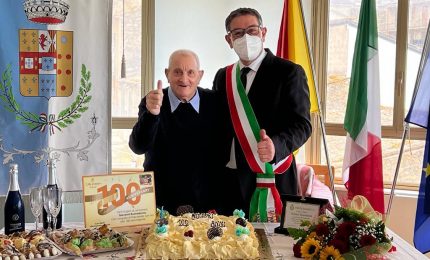 Festa ad Aliminusa per i 100 anni di nonno Giovanni