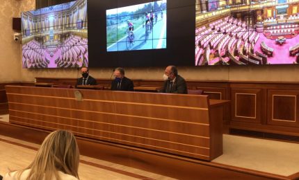 Presentato in Senato il disegno di legge per la sicurezza dei ciclisti