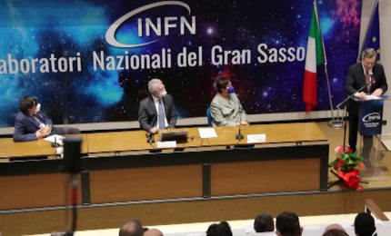 Draghi visita i laboratori del Gran Sasso