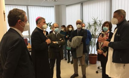 L’Arcivescovo di Palermo Lorefice in visita al Policlinico “Giaccone”