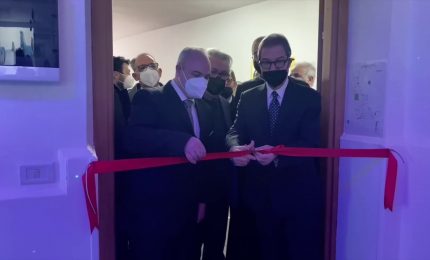 Musumeci inaugura aula multisensoriale in una scuola di Giardini Naxos