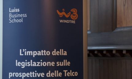 Telco, uno studio: necessaria una politica per il settore