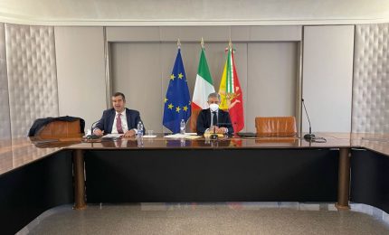 Scilla “In arrivo finanziamenti per apicoltori e miele di Sicilia”