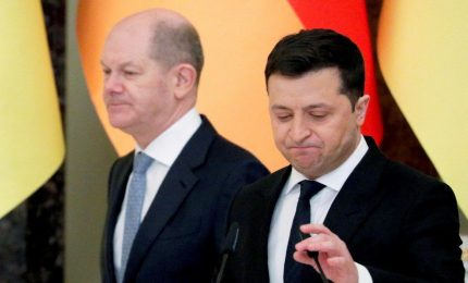 E' ufficiale: è stato Zelensky a volere la guerra in Ucraina rifiutando la mediazione e la proposta di pace del cancelliere tedesco Scholz/ MATTINALE 623