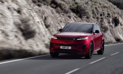 Debutta la nuova Range Rover Sport