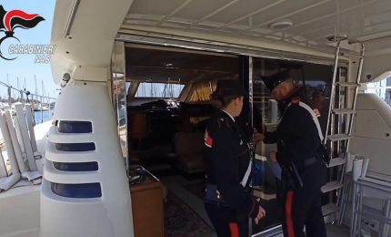 Torino, sequestrato yacht a odontoiatra abusivo