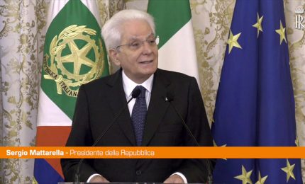 Mattarella "La Guardia di Finanza un modello internazionale"