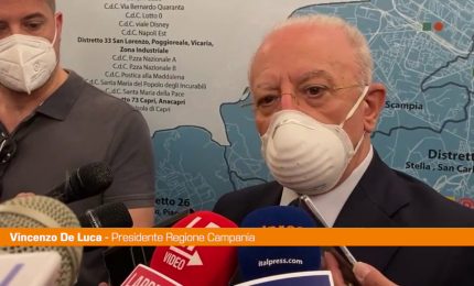 Vaccino, De Luca "Su quarta dose confusione e improvvisazione"