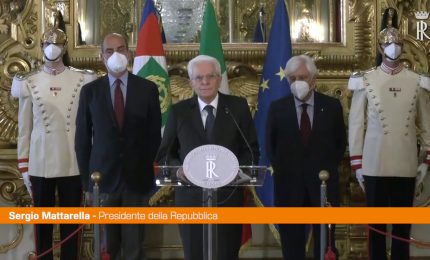 Mattarella "Inevitabile lo scioglimento delle Camere"