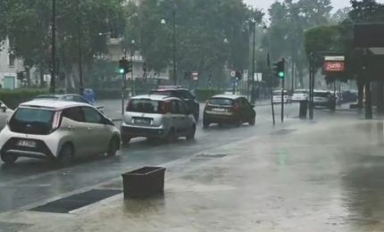 Maltempo, nubifragio a Palermo con disagi e strade allagate