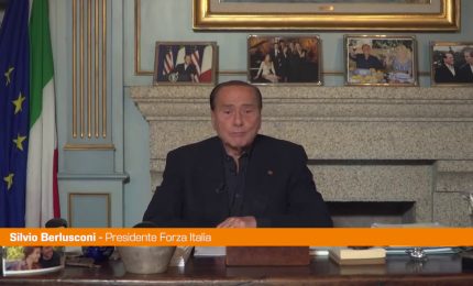 Berlusconi "Incredibile che il 50% degli italiani non voti"