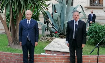 Palermo ricorda Dalla Chiesa, in Prefettura una targa in memoria del Generale