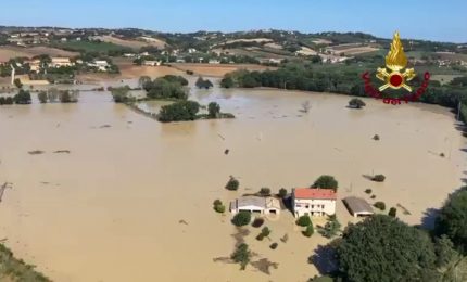 Maltempo Marche, ricognizione aerea sulle aree di Senigallia