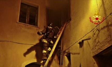 Incendio in un'abitazione in Irpinia, morto il proprietario