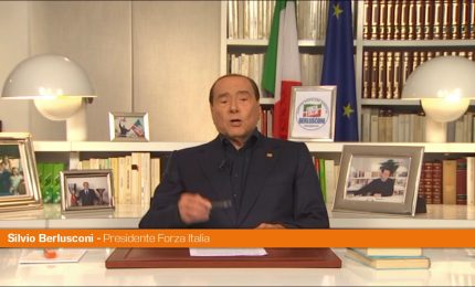 Berlusconi "Niente tasse e contributi per chi assume giovani"