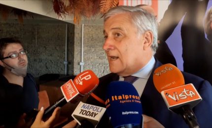 Tajani "Dovremmo regalare un pannello solare a ogni famiglia"