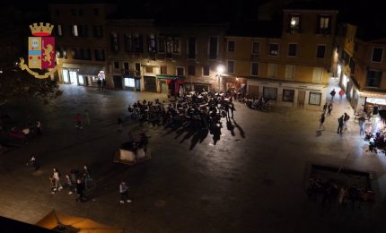 Venezia, la Polizia rimpatria 13 stranieri irregolari e pericolosi