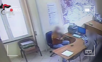 Denaro e sesso in cambio di favori, 13 misure cautelari nel napoletano