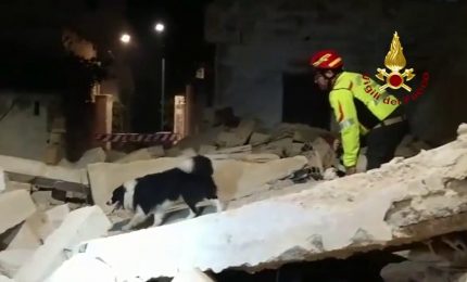 Crolla tetto di un edificio disabitato nel Leccese, nessun ferito