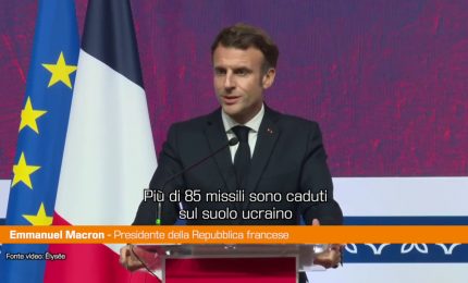 Macron "La Francia continuerà a dialogare con la Russia"