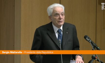 Mattarella "Confronto idee favorisce valori democrazia e libertà"