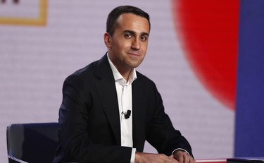 La promozione di Luigi Di Maio in missione nel Golfo Persico dà la misura reale dell'essenza dell'Unione Europea