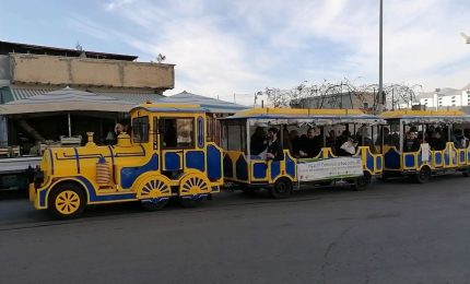 A Palermo in trenino con 100 bambini per dire no all’abbandono dei rifiuti