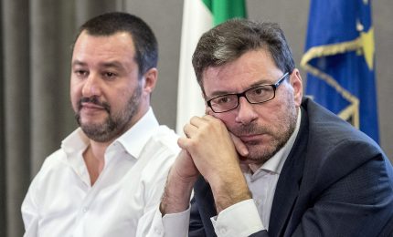 Il presidente Schifani torna all'attacco sul caro-voli ma il Ministro leghista Giorgetti fa finta di non sentire...