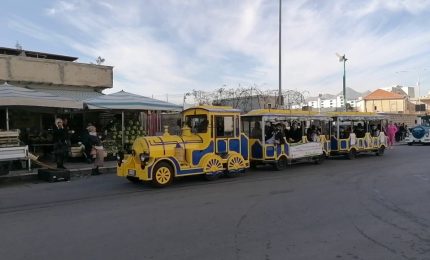 A Palermo in trenino con 100 bimbi "No all'abbandono dei rifiuti"