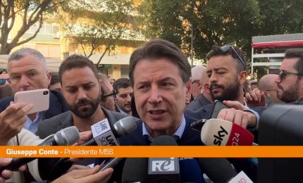 Conte "Il Governo recupera soldi togliendoli ai poveri"