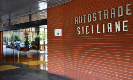 Federconsumatori e AGCM scoprono che il CAS gestisce male due autostrade siciliane. Invece con ANAS e grandi appalti è tutto a posto?