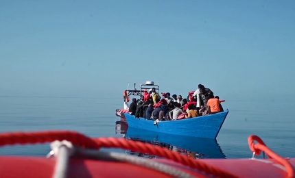 Migranti, ancora sbarchi a Lampedusa. Multata la Geo Barents