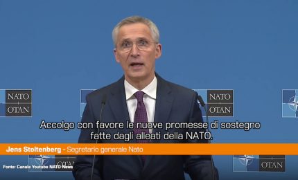 Ucraina, Stoltenberg "Aumentare le scorte di munizioni"