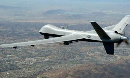 Un gruppo di marinai russi ha recuperato i resti del Drone MQ-9A abbattuto nel Mar Nero