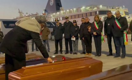 Arrivate a Porto Empedocle quattro salme naufraghi di Lampedusa