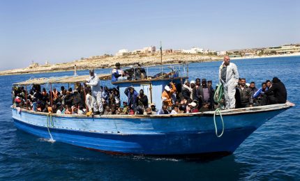 Migranti, nel ponte di Pasqua arrivate 3 mila persone