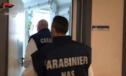 Escrementi e blatte in mense ospedaliere, i Nas chiudono 7 cucine