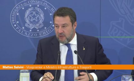 Salvini "Nella manovra c'è la copertura per il Ponte sullo Stretto"